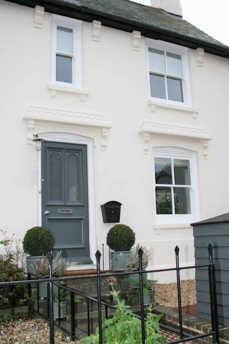 Elegant Victorian Cottage