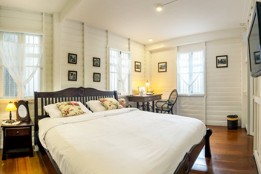 king size bed