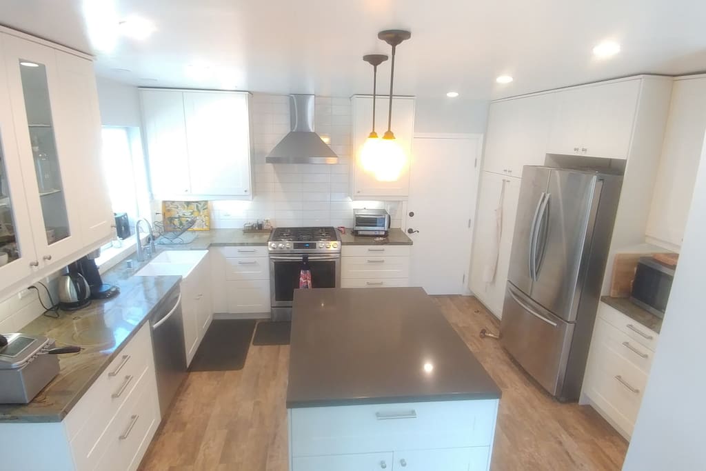 Remodeled kitchen with all new appliances