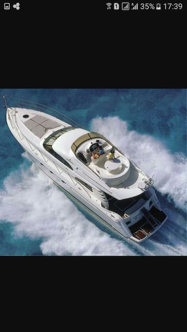 With Twin Volvo Penta 450's she can reach speeds of upto 30 knots