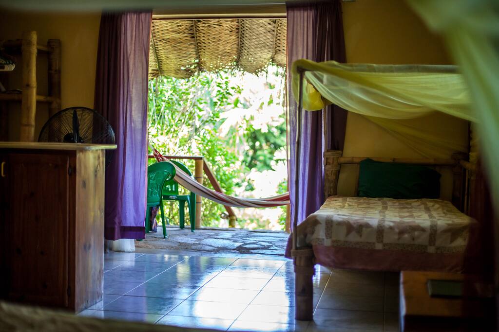 Amazonian bungalow - In jurassic Park Retreat