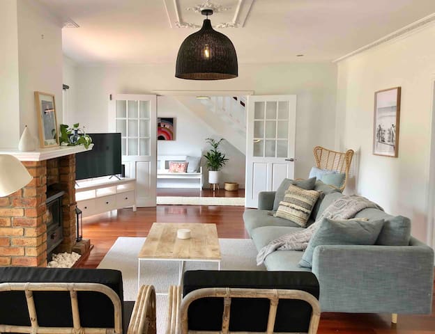 Hamptons style in St Andrews Beach