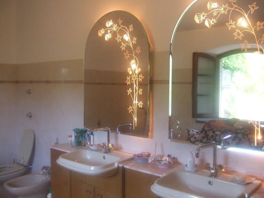 Bagno primo piano