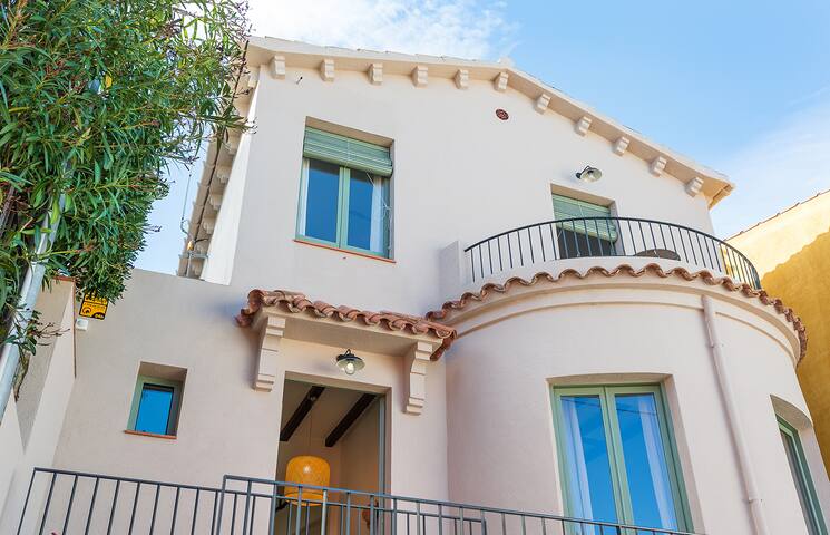 Casa única a Tamariu gallery image 4