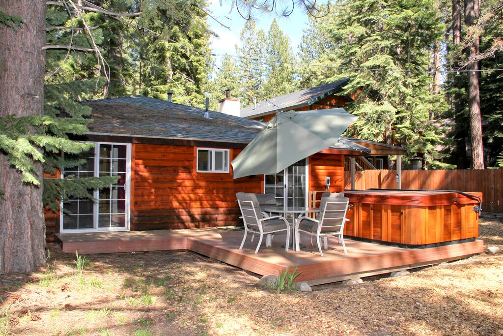 Hot Tub, Close to Everything Houses for Rent in South Lake Tahoe