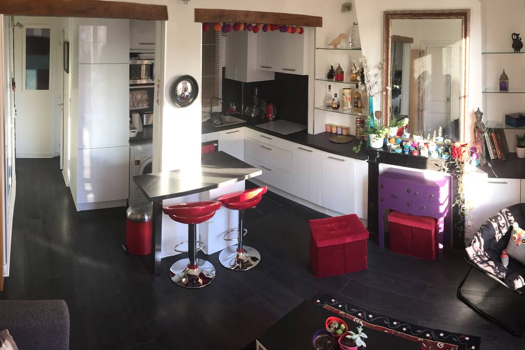Salon & cuisine / Living room & kitchen