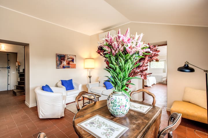 Rooftop magic Piazza del Popolo exclusive view gallery image 5