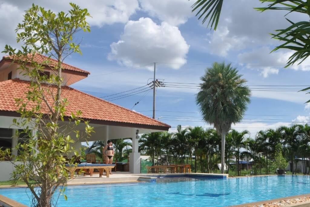 swimming pool