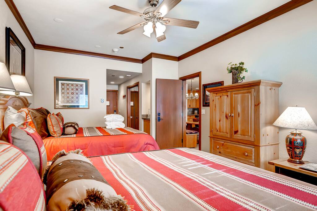 Your hotel room might differ from the photos, but the amenities, size, and style will be similar.