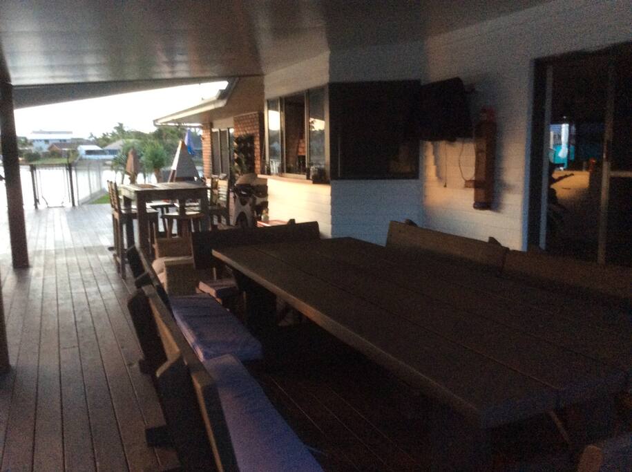 Huge outdoor entertaining area