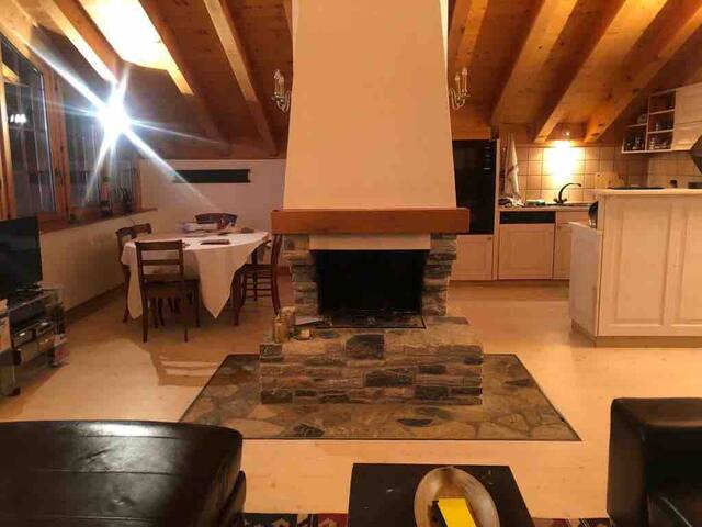Appartement 7 lits, 3 bains, Villars, Swiss Alps gallery image 3