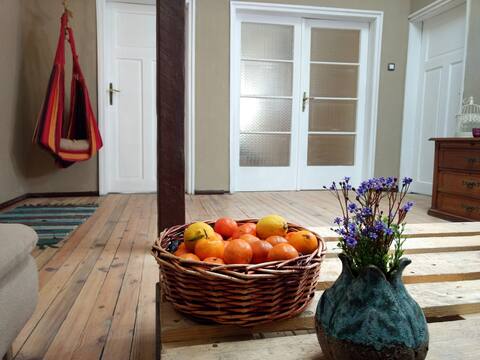 Perfect Weekend Getaway in Old Sofia Romantic Loft
