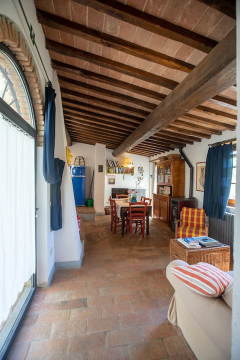 Proprietà Airbnb di successo: Il Fienile, Cottage in the country with Jacuzzi a San Casciano In Val Di Pesa