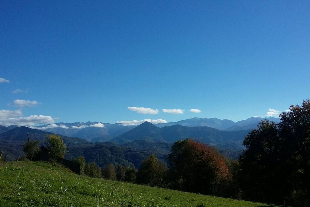 en montant au col d'Ayens en octobre