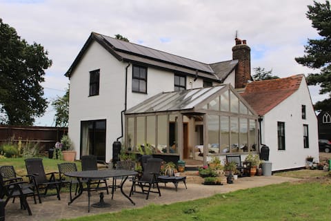 Cosy rustic rural house near coast