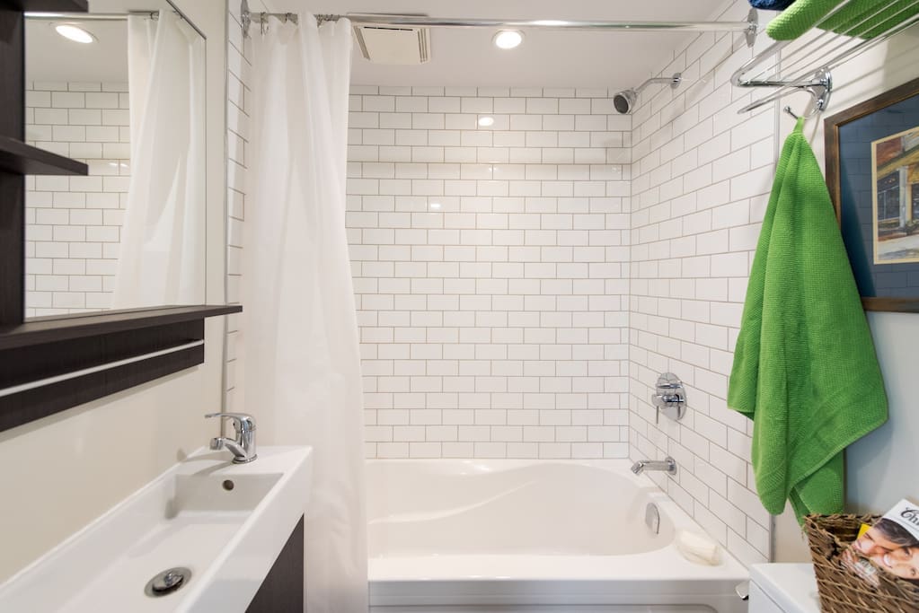 Private bathroom (toilet, shower/bath, sink).