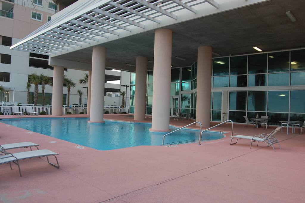 Oceanfront Pool