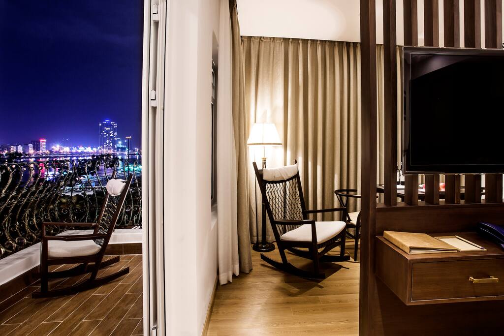 Riverview Studio