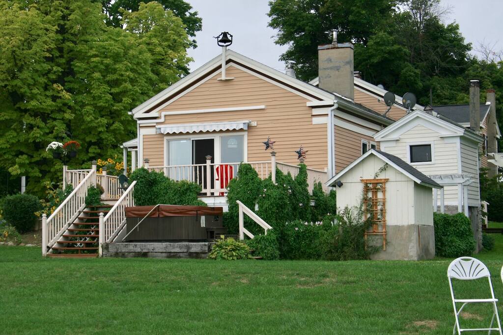 Back Deck with Hot Tub