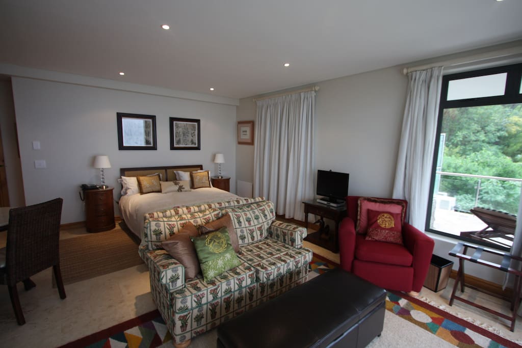 Suite1 with its own little pool
4 star graded own entrance