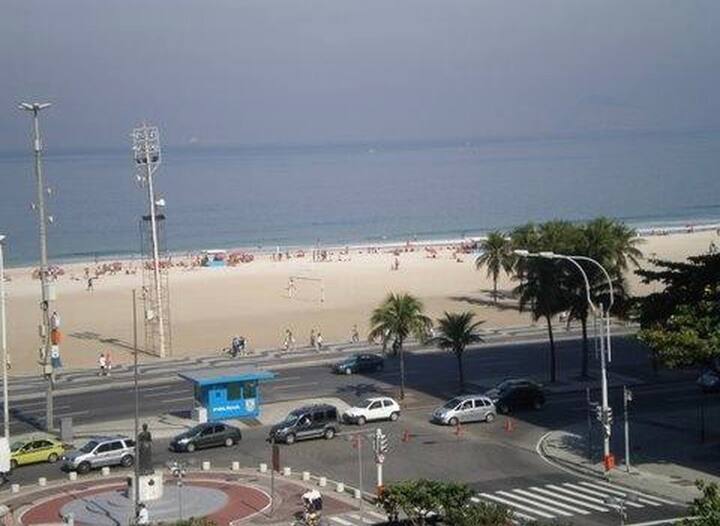 2suites and 1 bdr Beach apt/ 3quartosNa praia