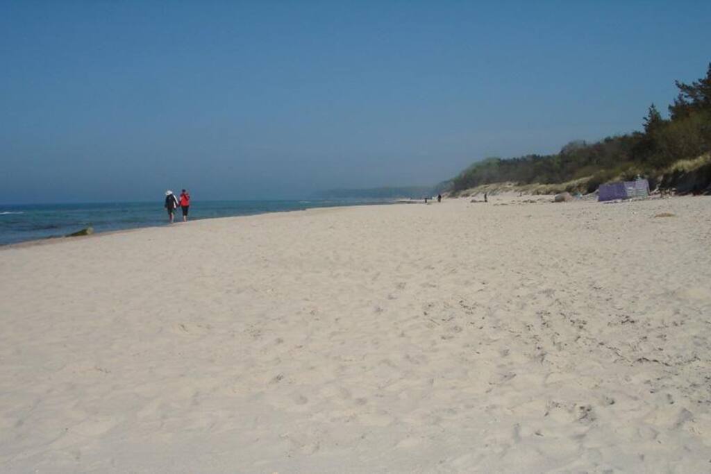 feinsandiger Strand nur ca. 300m. entfernt