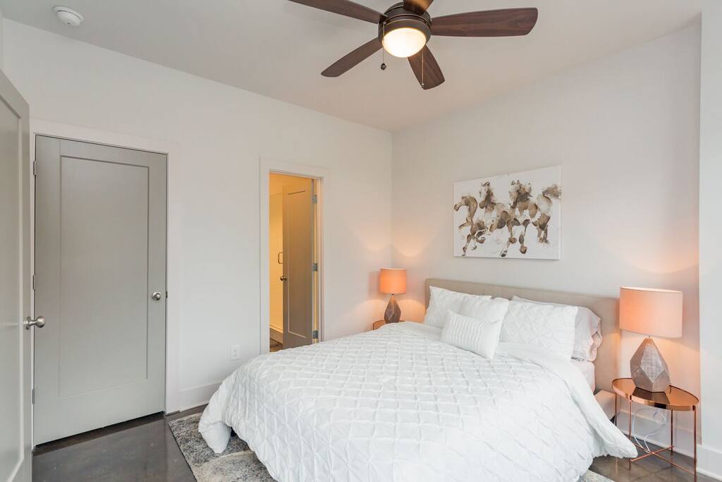 Queen Suite on the first floor