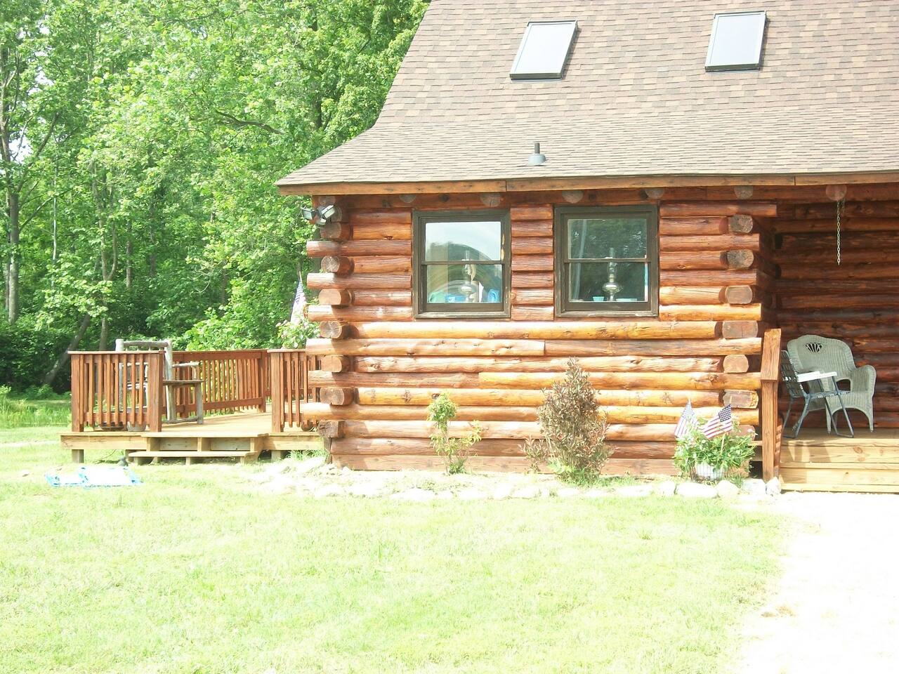 Log Cabin On Pond Mountainview Cabins For Rent In Vesuvius