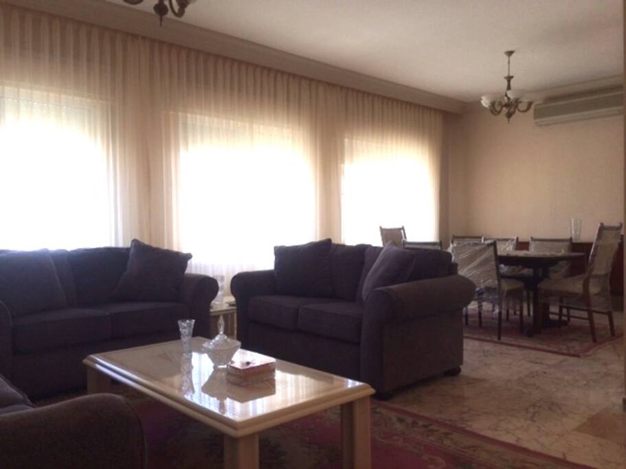 Luxury Saloon + Dining Room