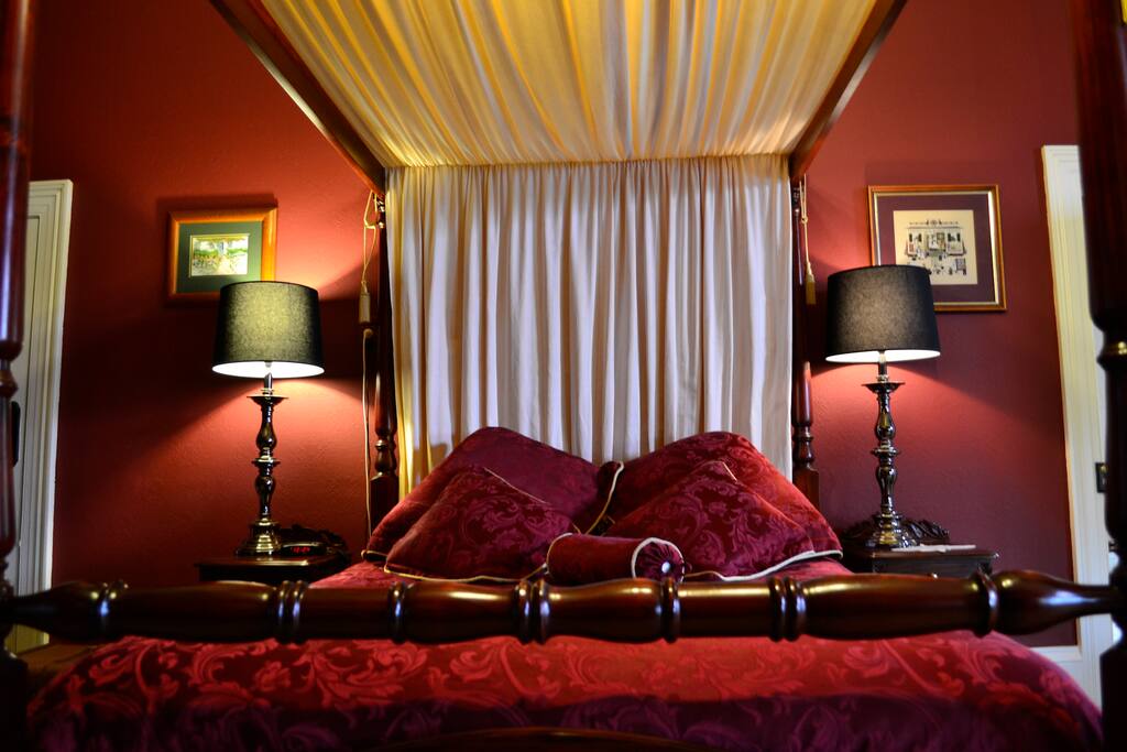 Balfour Room