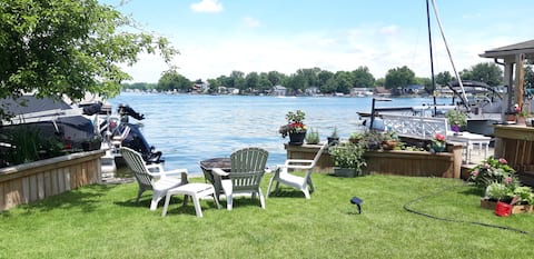 Tiny Home on Lake Fenton