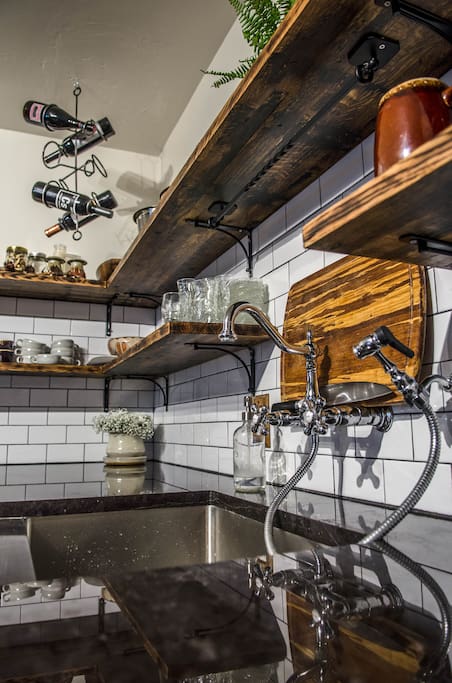 Bright - functional and newly remodeled kitchen! Great for those who love to cook.