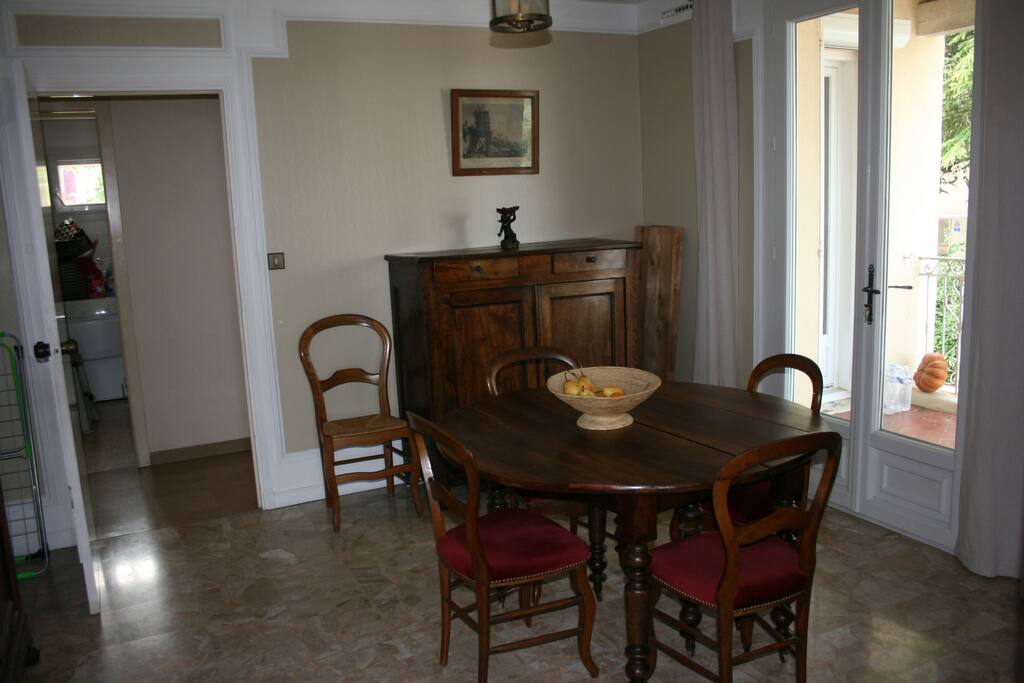 salle à manger (table extensible)
