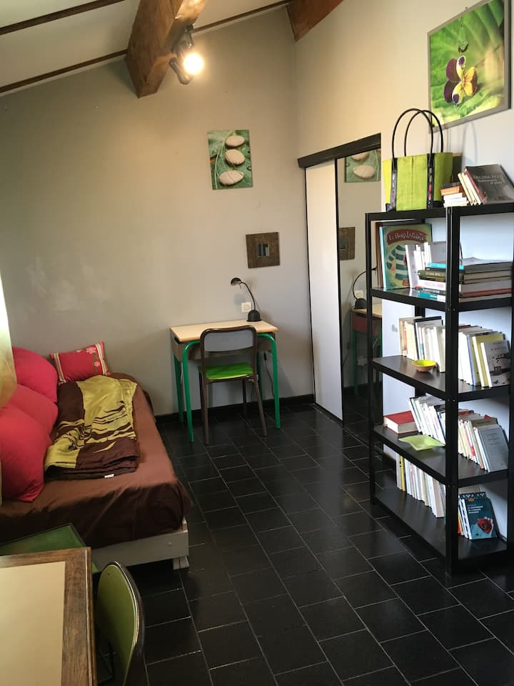 quiet N.O. room near Montpellier Houses for Rent in Baillargues