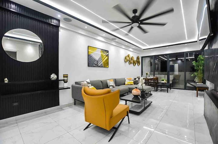 Luxurious 3bd W/fireplace/ Amazing
View/ Rooftopa+ - Santo Domingo