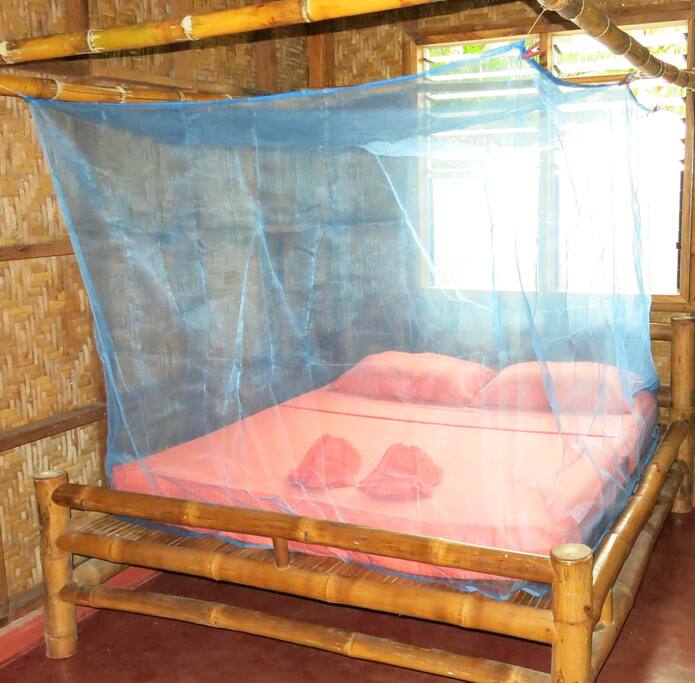 Queen size bed