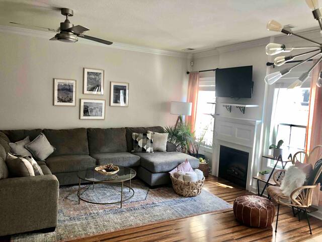 Oceanfront’s ViBe District - Close To Everything!