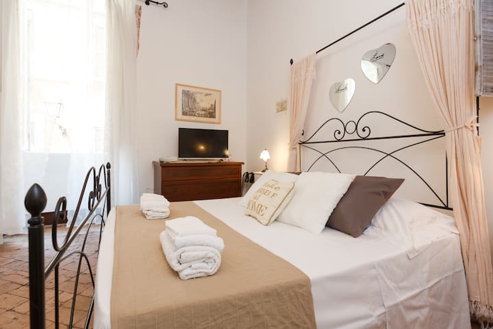 Timeless Elegance in the Heart of Ancient Rome