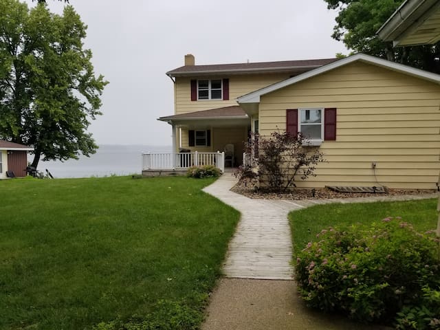 Airbnb Wapogasset Lake Vacation Rentals Places To Stay