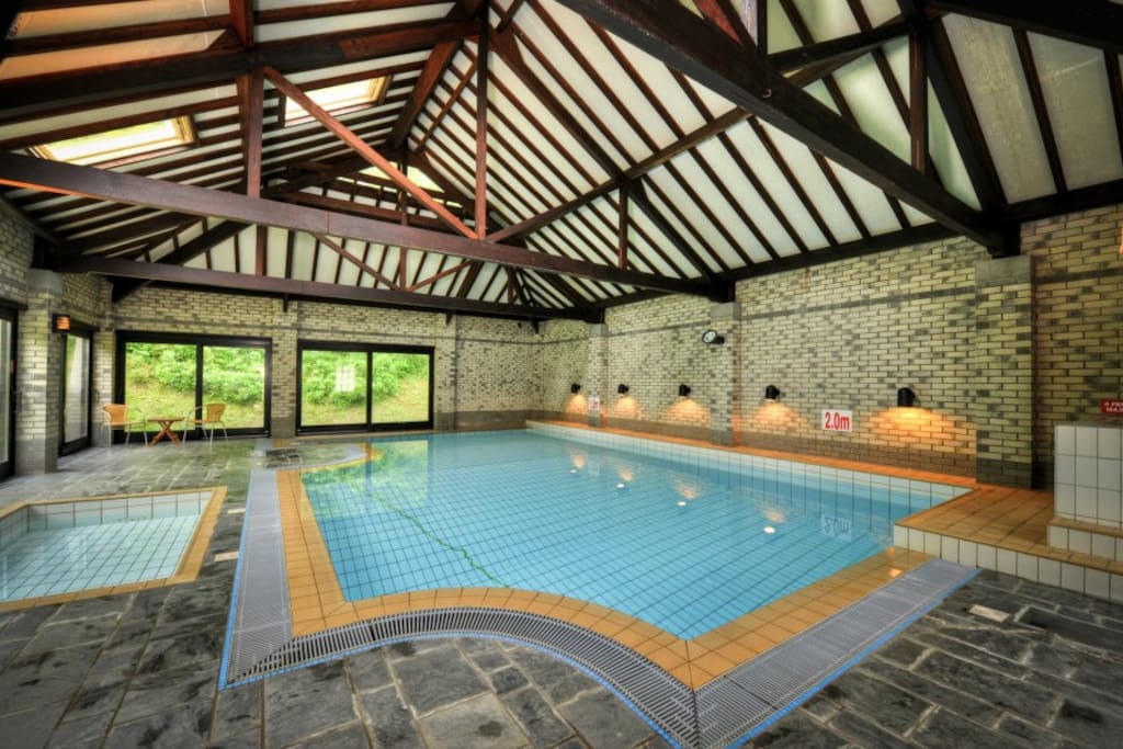 Shared heated indoor pool with toddler pool and hot tub