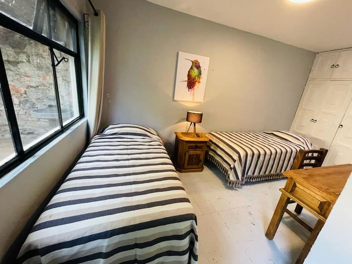 მე -3 ბ/რ ორი სინგლი (მთავარი ფლ)