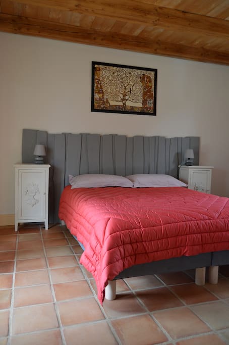 la chambre lit en 180