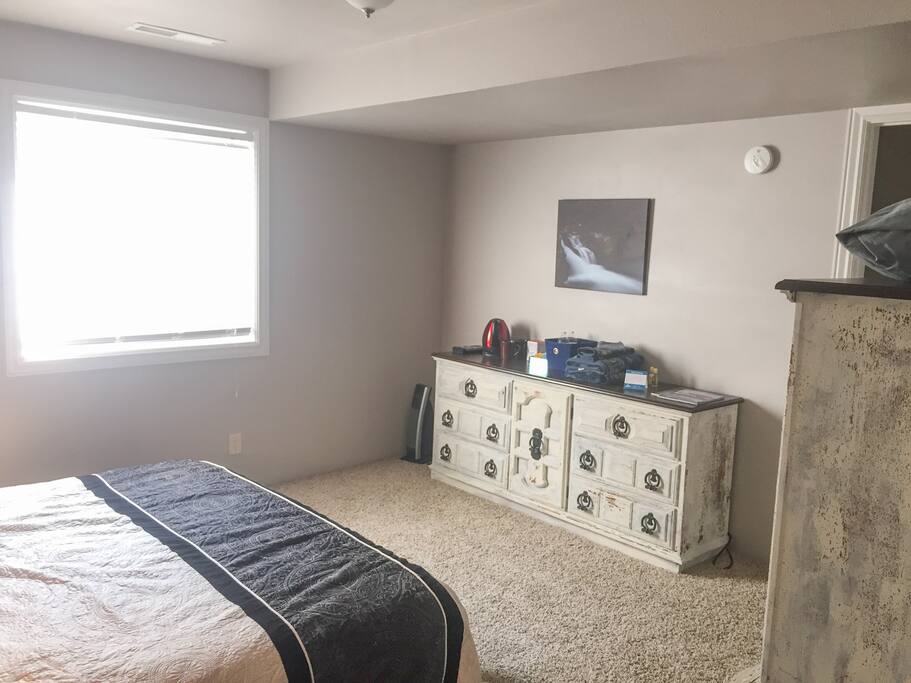 Features a water kettle and tea provided.