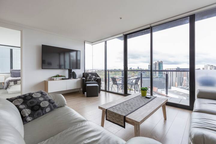 Melbourne and Southbank Gem with 3 Bedrooms gallery image 5