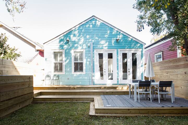 Creole Cottage Jewel, close to Magazine gallery image 2