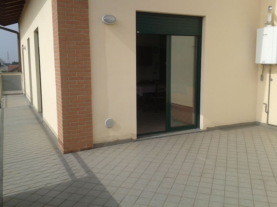 AMPIO TERRAZZO