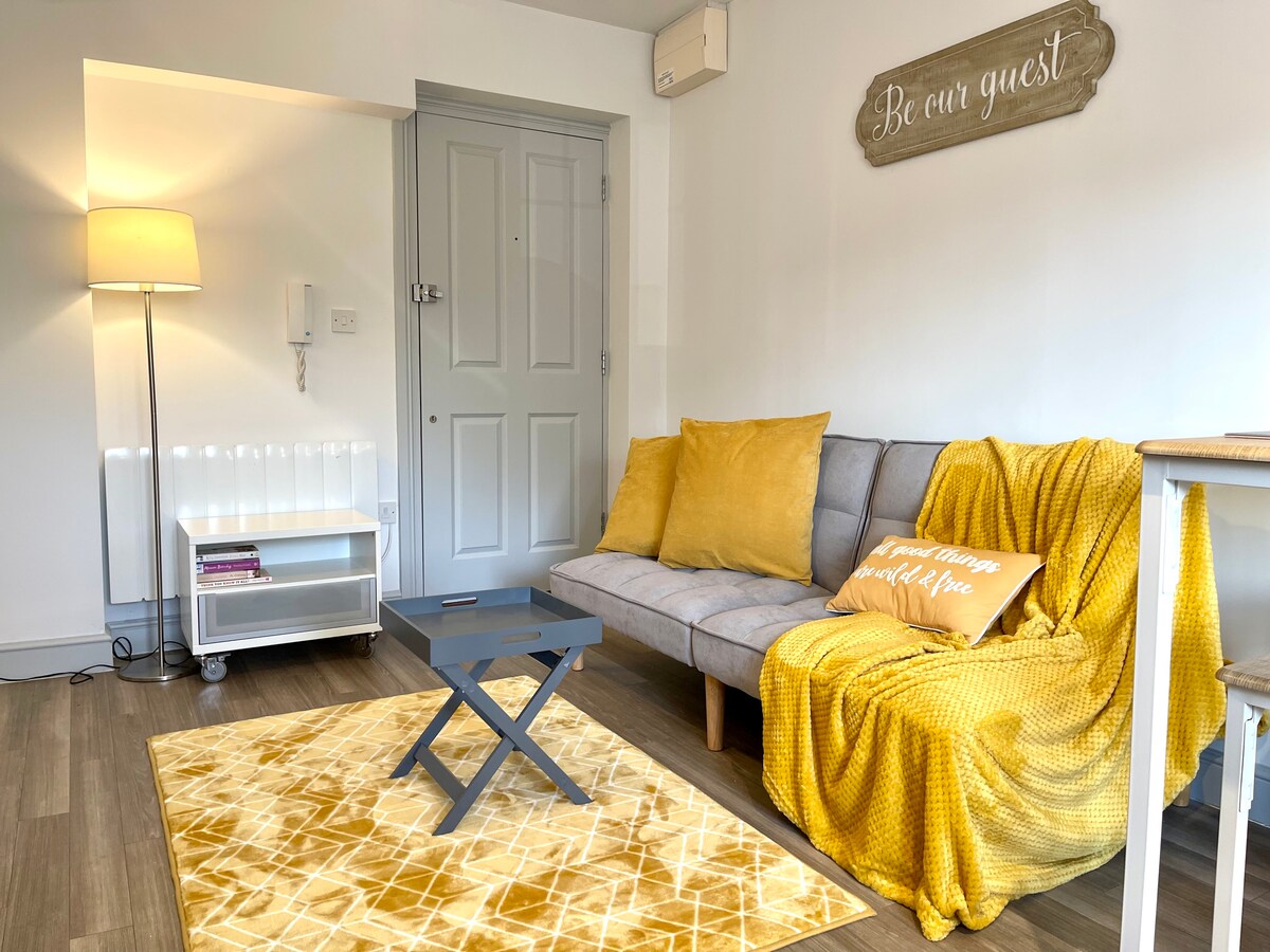 Clean cosy & bright Apartment Stortford Apartments for Rent