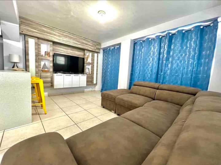 The Cove- Lower Level + Ocean Front - Aguadilla