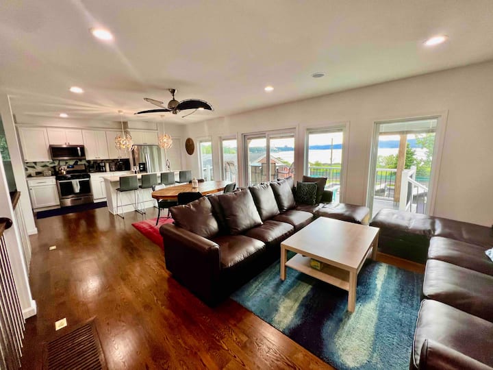 The Peekskill Riverview House - Yorktown, NY