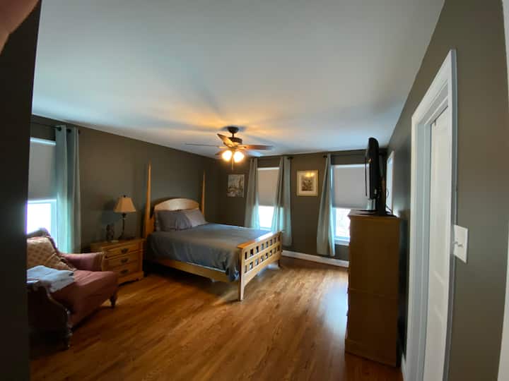 Beautiful Retreat In The Heart Of Richmond - Richmond, VA